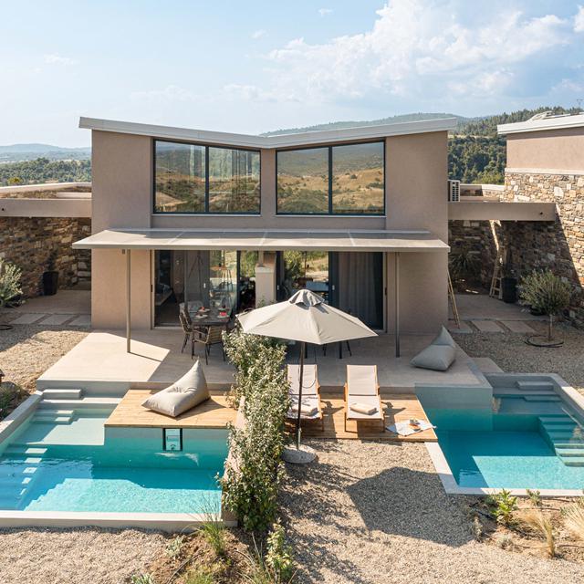 Etheres Villas — hoofdfoto