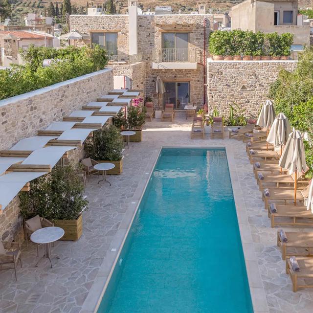 St. Ten Stone Village — hoofdfoto