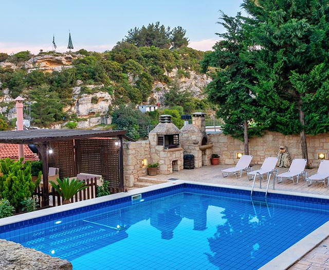 Petronikolis — hoofdfoto