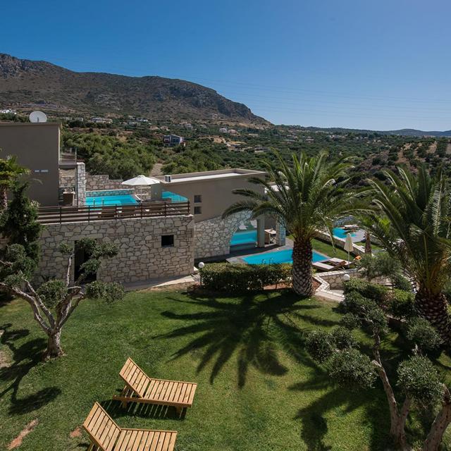 Diamond Village — hoofdfoto