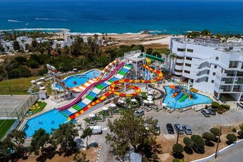 SPLASHWORLD Leonardo Laura Beach & Splash Resort