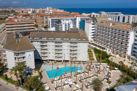 Aqua Hotel Montagut & Suites