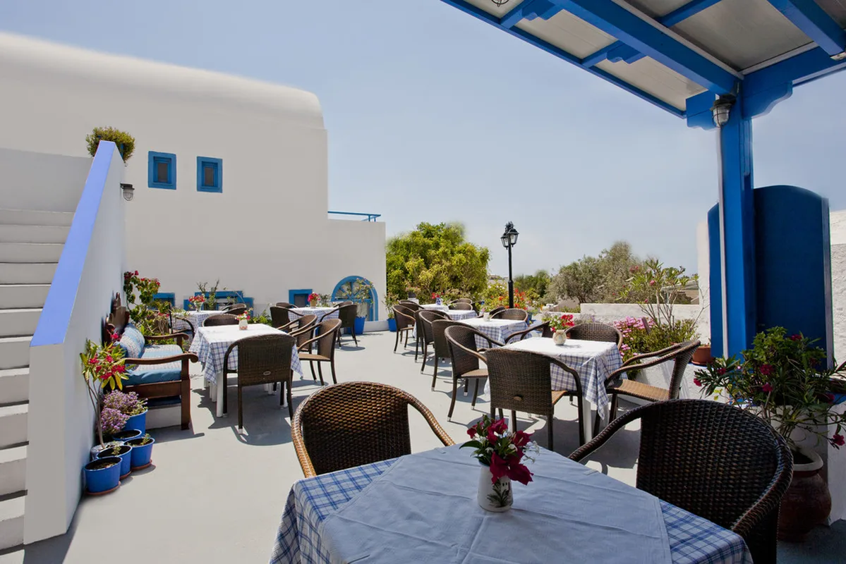 Ancient Thera Studios & Restaurant — hoofdfoto