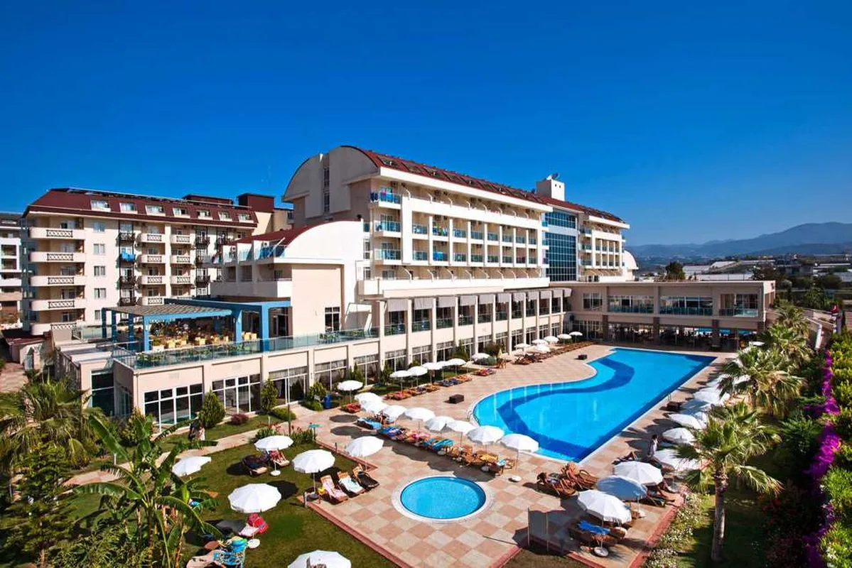 Solivia Hotel — hoofdfoto