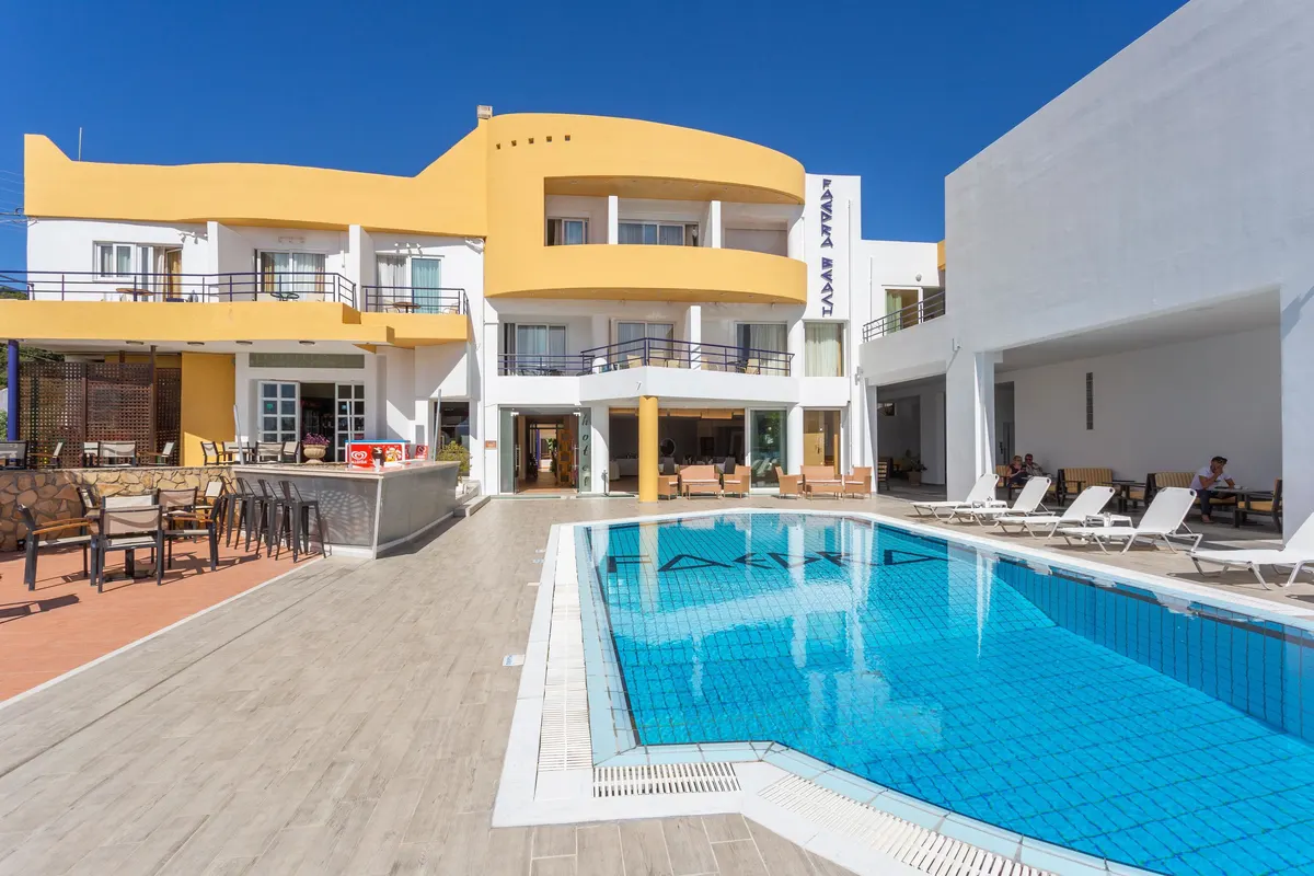 Faedra Beach — hoofdfoto