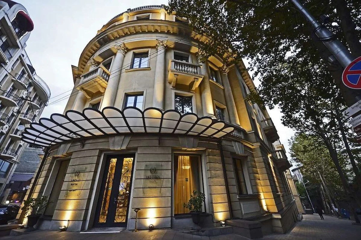 Astoria Tbilisi Hotel — hoofdfoto