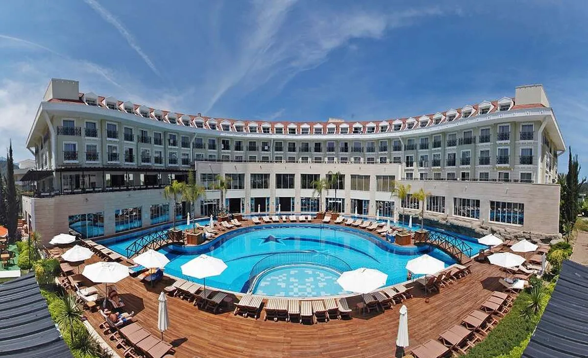 Meder Resort — hoofdfoto