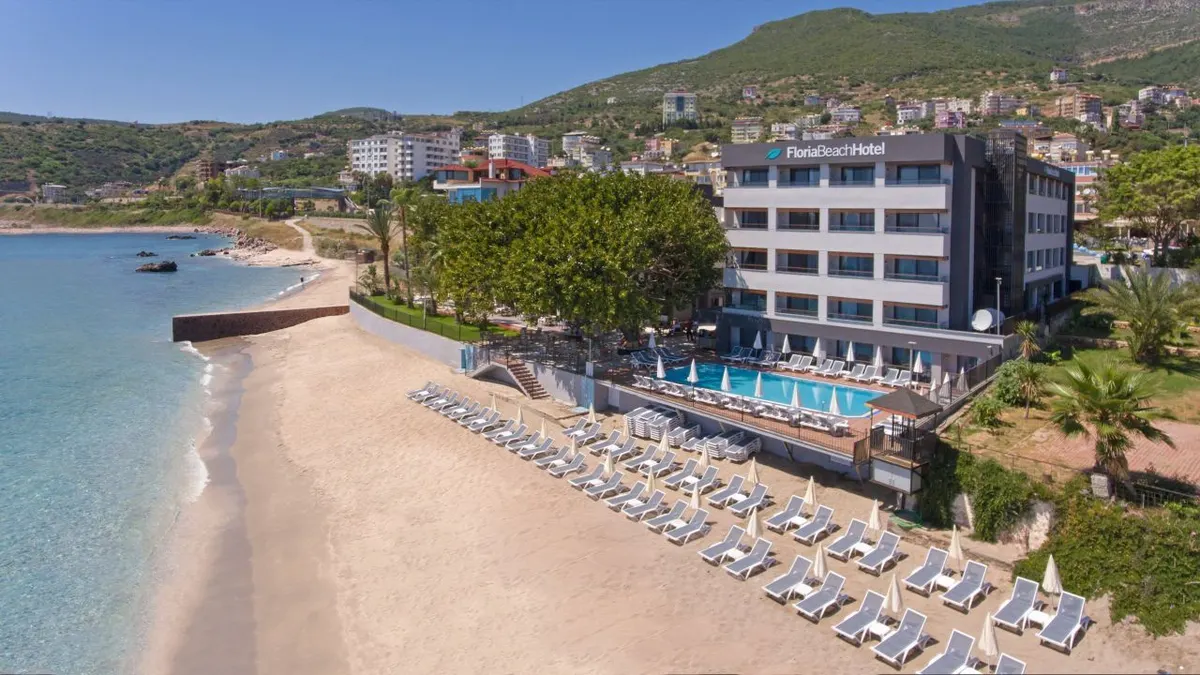 Floria Beach Hotel — hoofdfoto