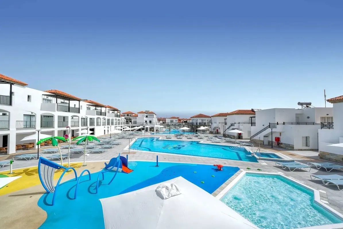 Aparthotel Broncemar Beach — hoofdfoto