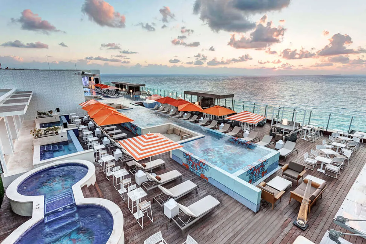 Royalton Chic Cancun — hoofdfoto