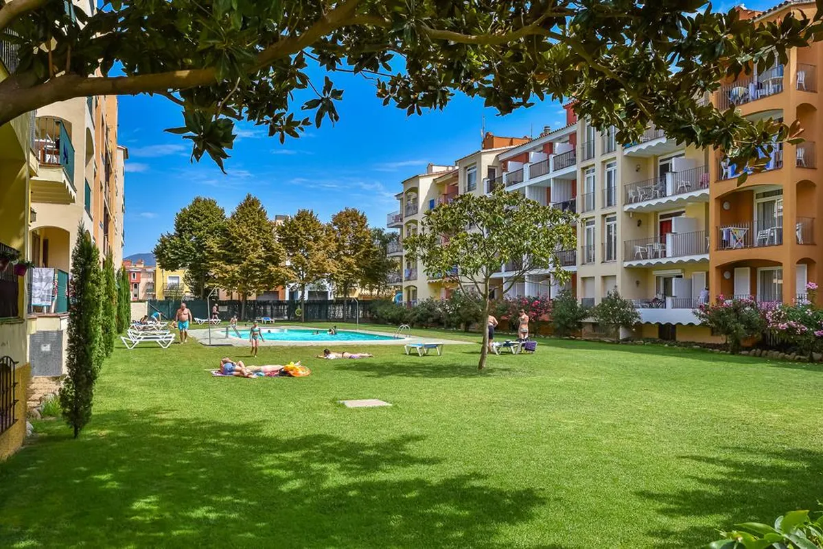 Comte D'Empuries — hoofdfoto