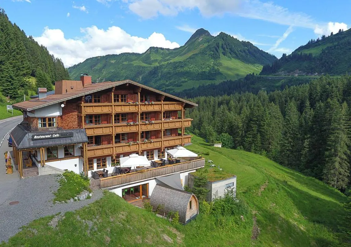 Berghotel Madlener — hoofdfoto