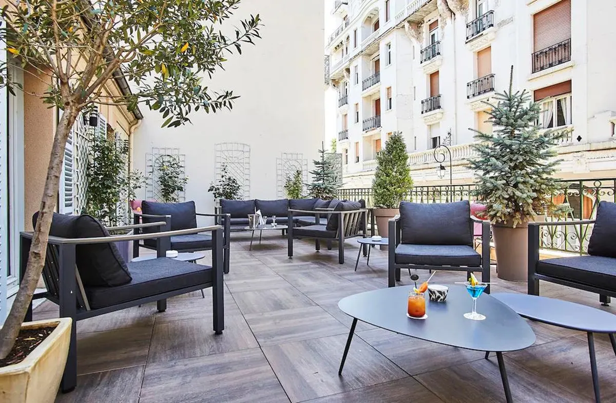 The Originals Boutique Hotel Les Nations Vichy — hoofdfoto