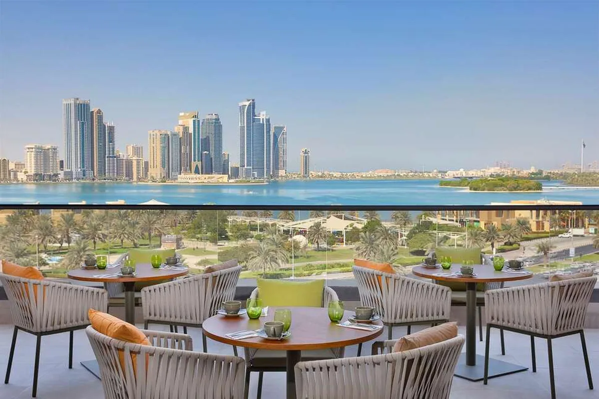 DoubleTree by Hilton Sharjah Waterfront Hotel — hoofdfoto