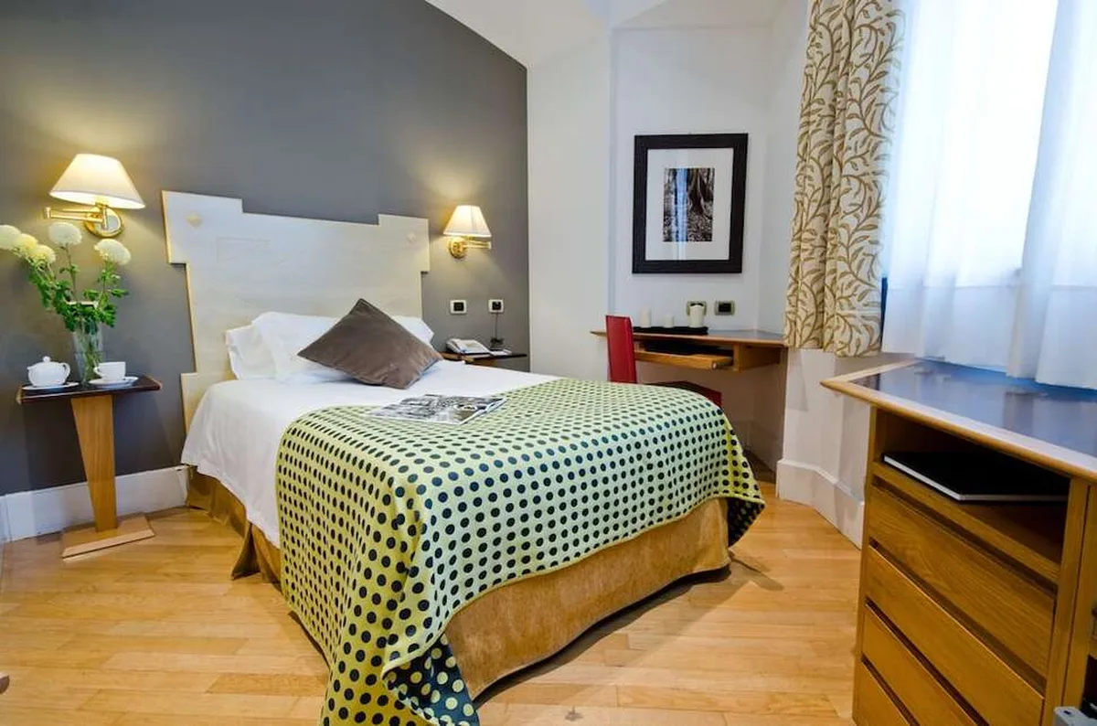 Hotel Plaza Opera — hoofdfoto