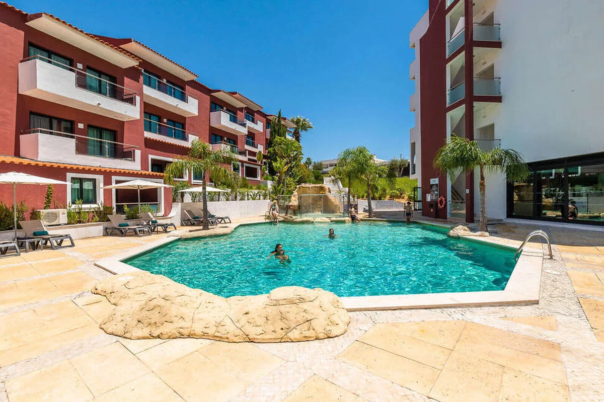 Topazio Vibe Beach Hotel & Appartementen, hoofdfoto