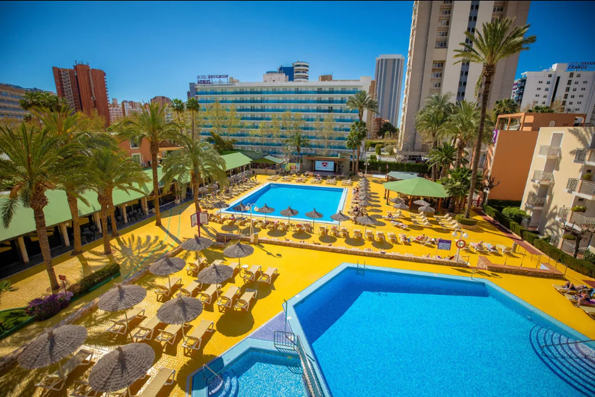 Hotel Pueblo — hoofdfoto