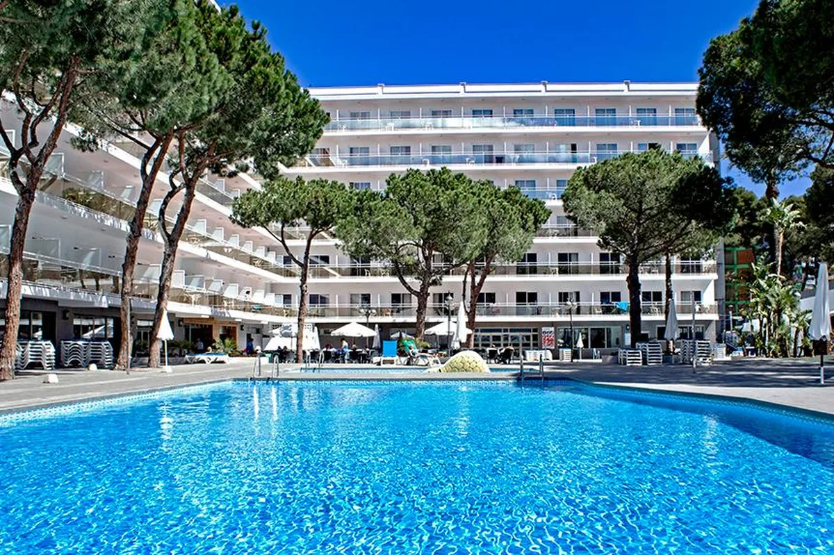 Best Oasis Park Salou — hoofdfoto