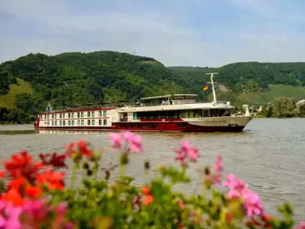 Riviercruise Over de Rijn en langs die schöne Loreley (18-05) — hoofdfoto