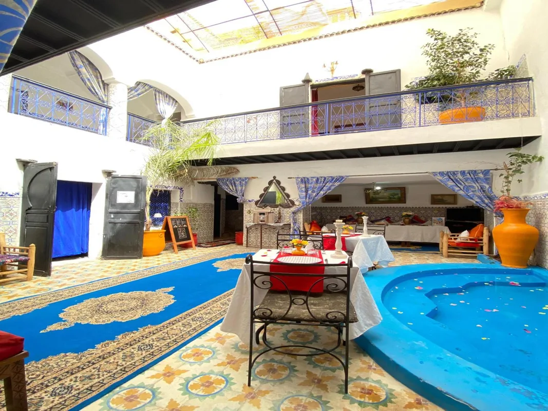 Riad Lazord, hoofdfoto