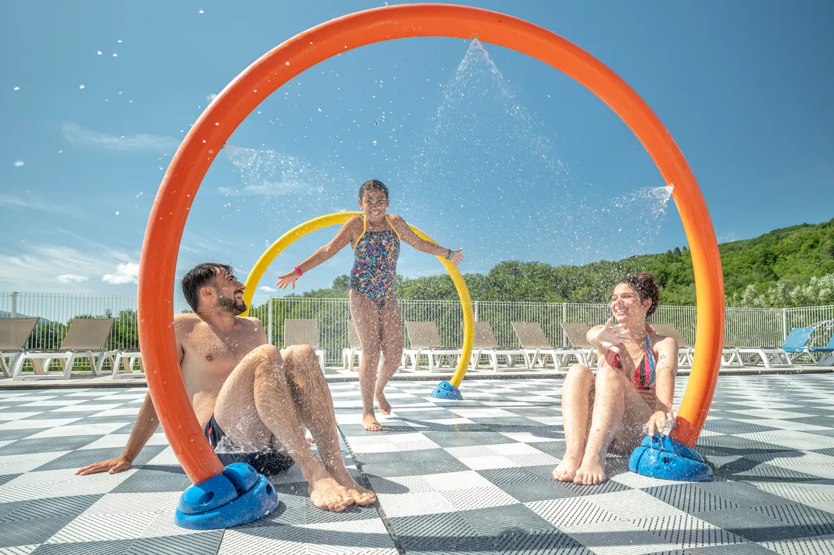 Camping Les Bois Du Châtelas — hoofdfoto