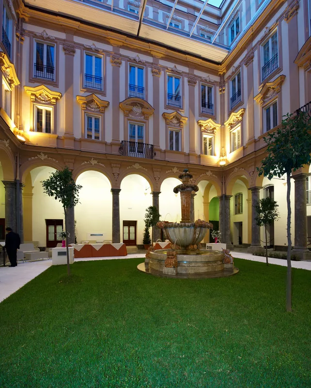 Grand Hotel Piazza Borsa — hoofdfoto