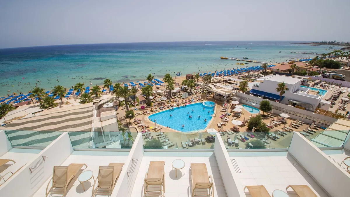 Vrissaki Beach Hotel — hoofdfoto