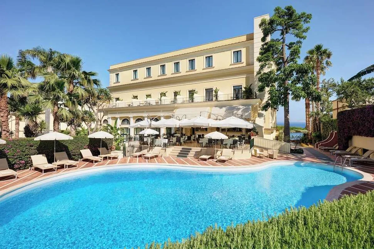 Imperial Hotel Tramontano — hoofdfoto