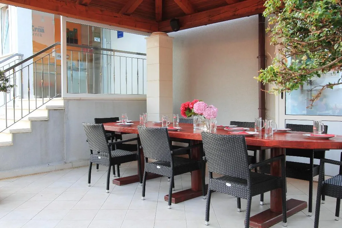 Villa Erna Apartments — hoofdfoto