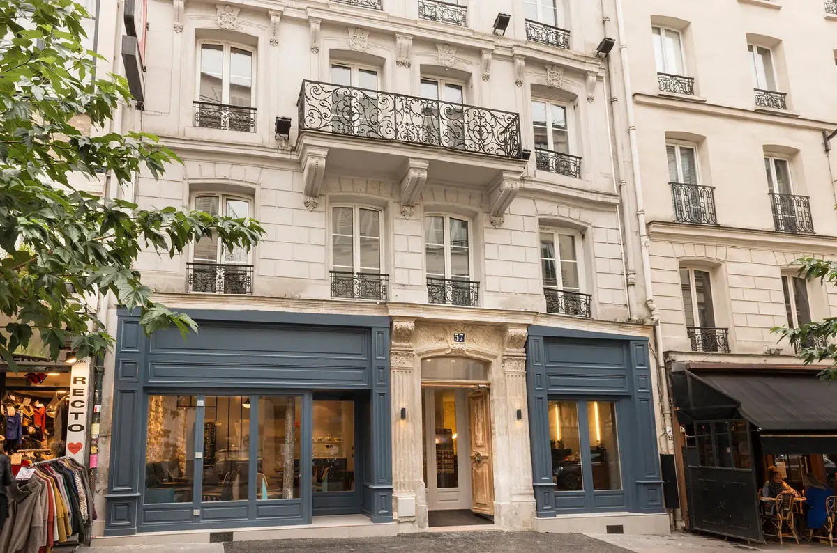 Hôtel Basss — hoofdfoto