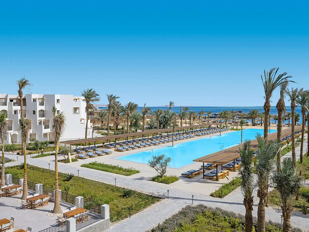 Serry Beach Resort, hoofdfoto