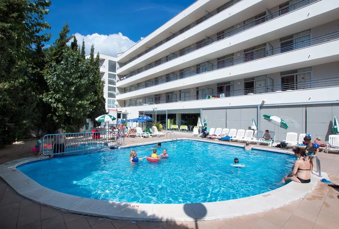 Hotel Esmeraldas — hoofdfoto