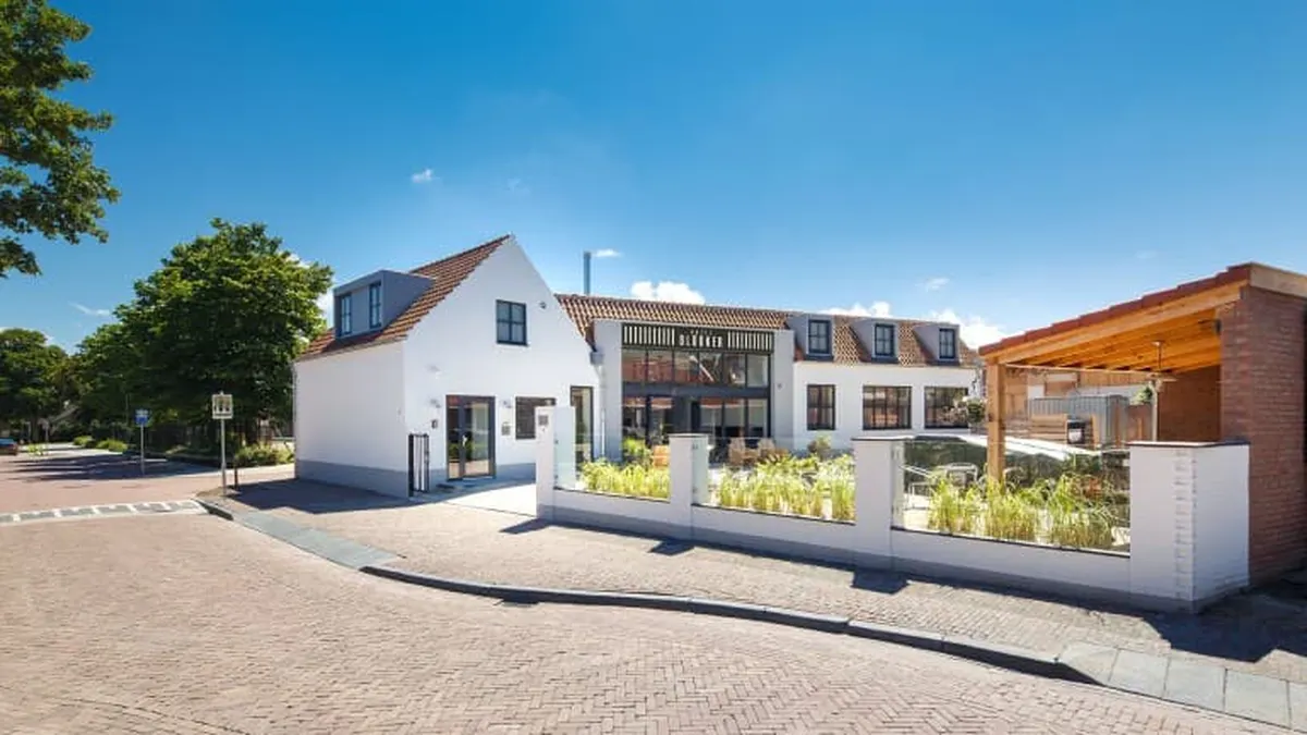 Hotel Blooker — hoofdfoto