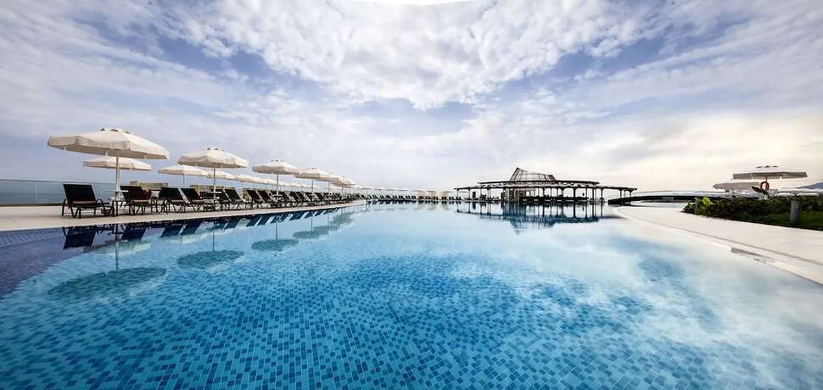 Elexus Hotel — hoofdfoto