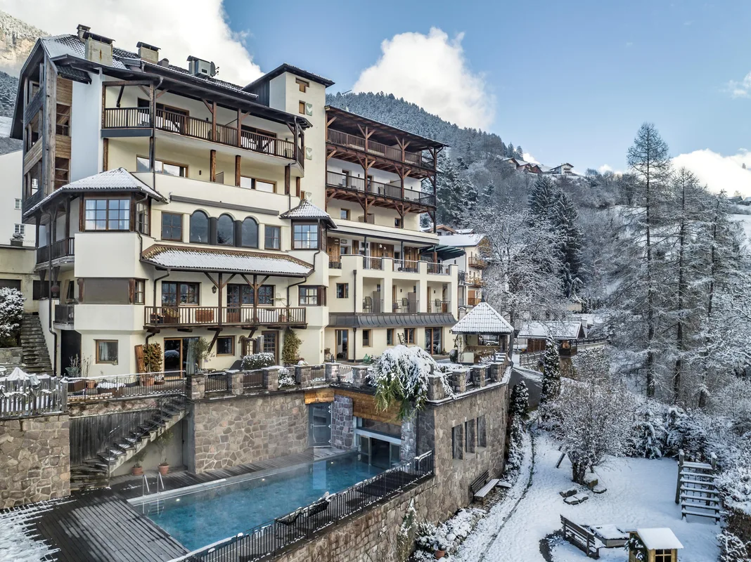 Hotel Paradies — hoofdfoto