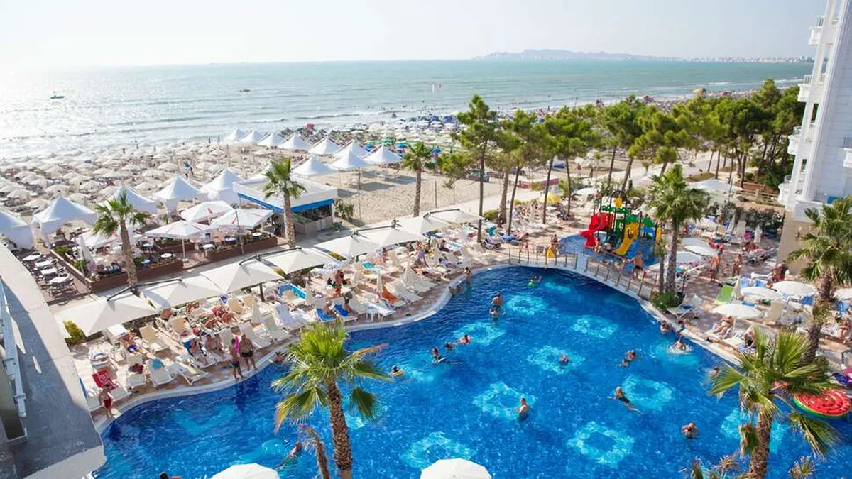 Hotel Grand Blue Fafa — hoofdfoto