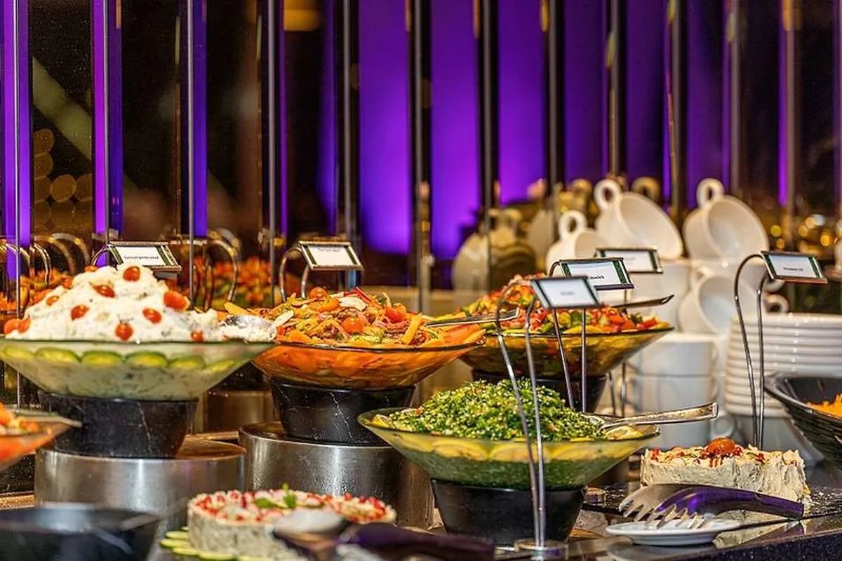 The Tower Plaza Hotel Dubai — hoofdfoto