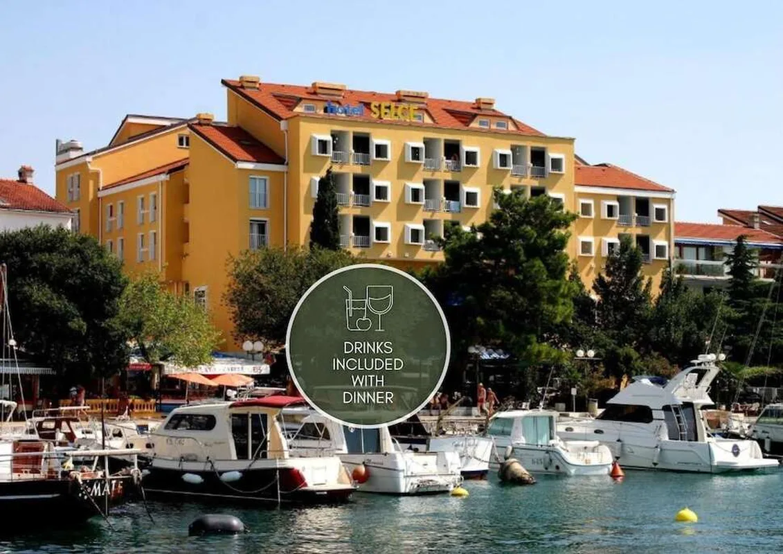 Hotel Selce — hoofdfoto