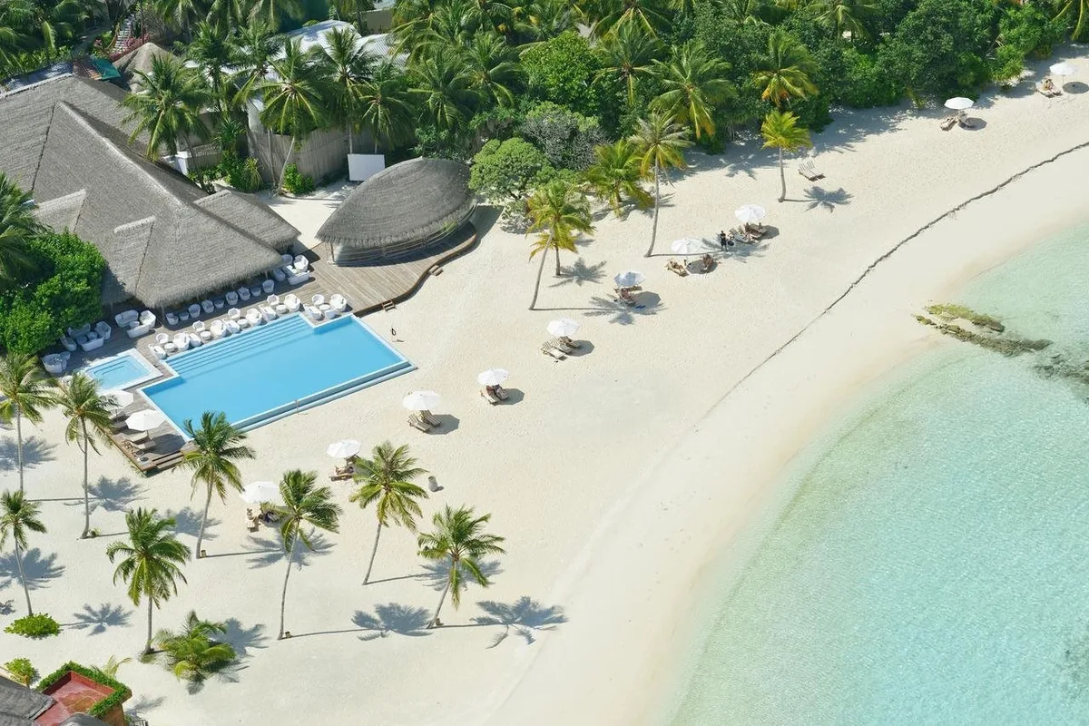 OUTRIGGER Maldives Maafushivaru Resort, hoofdfoto