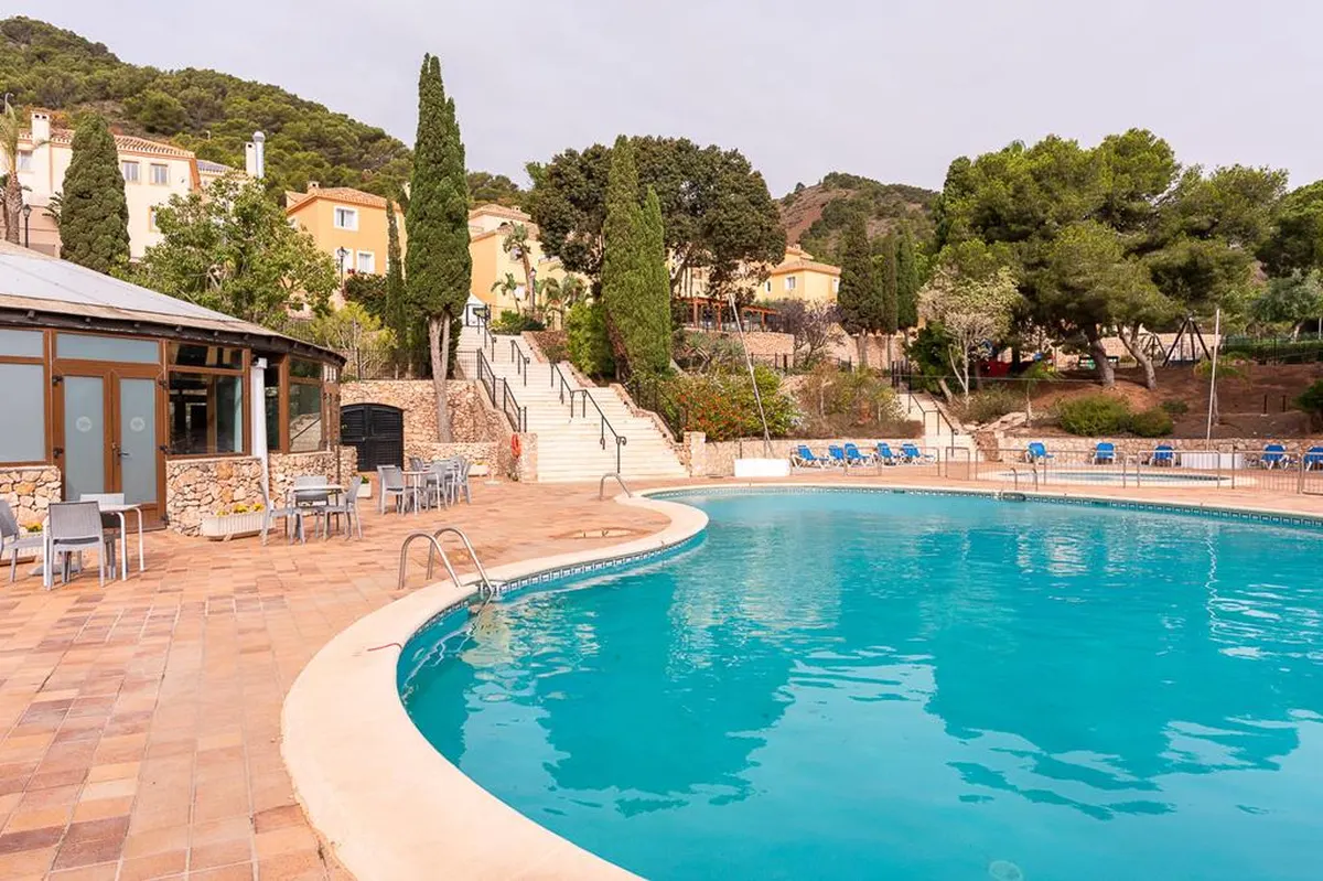 Ona Las Lomas Village — hoofdfoto