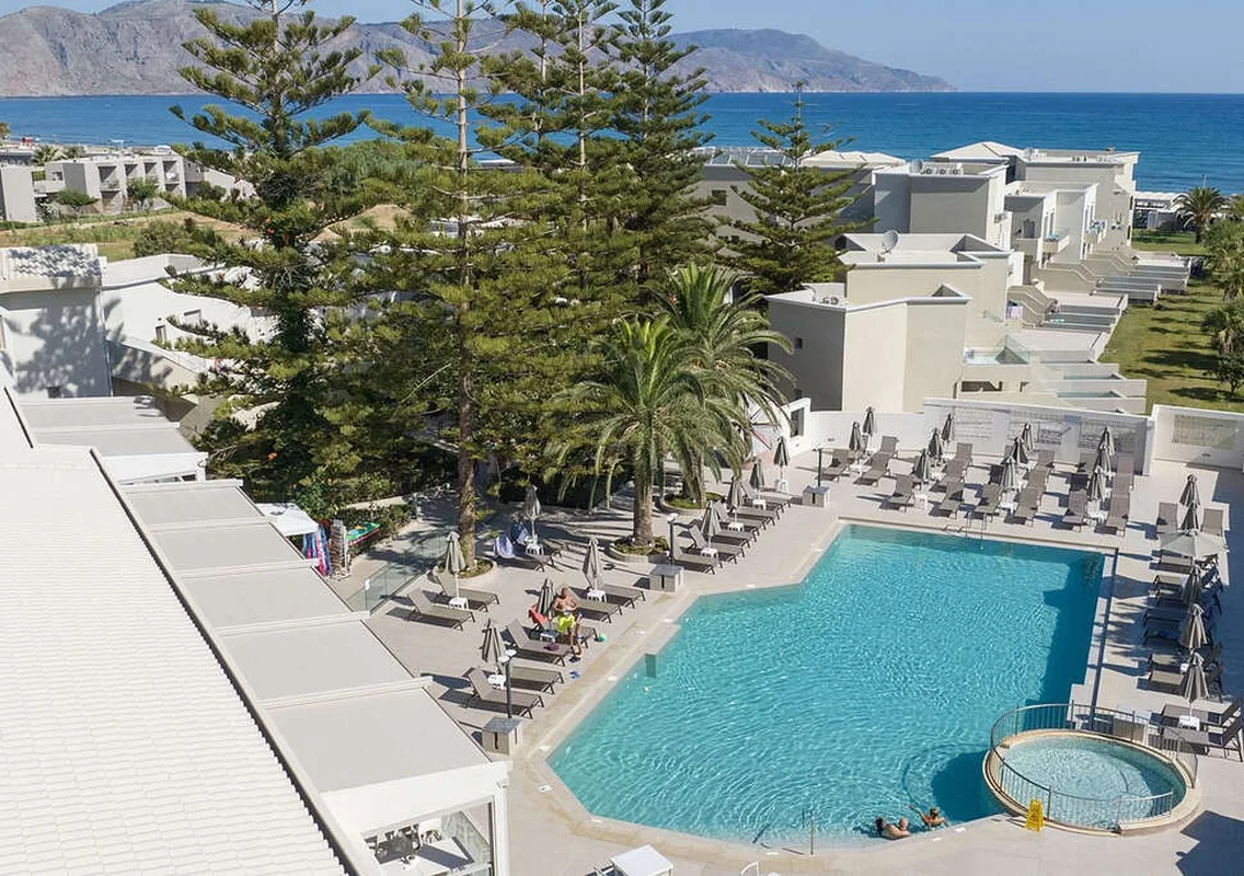 Vantaris Luxury Beach Resort — hoofdfoto