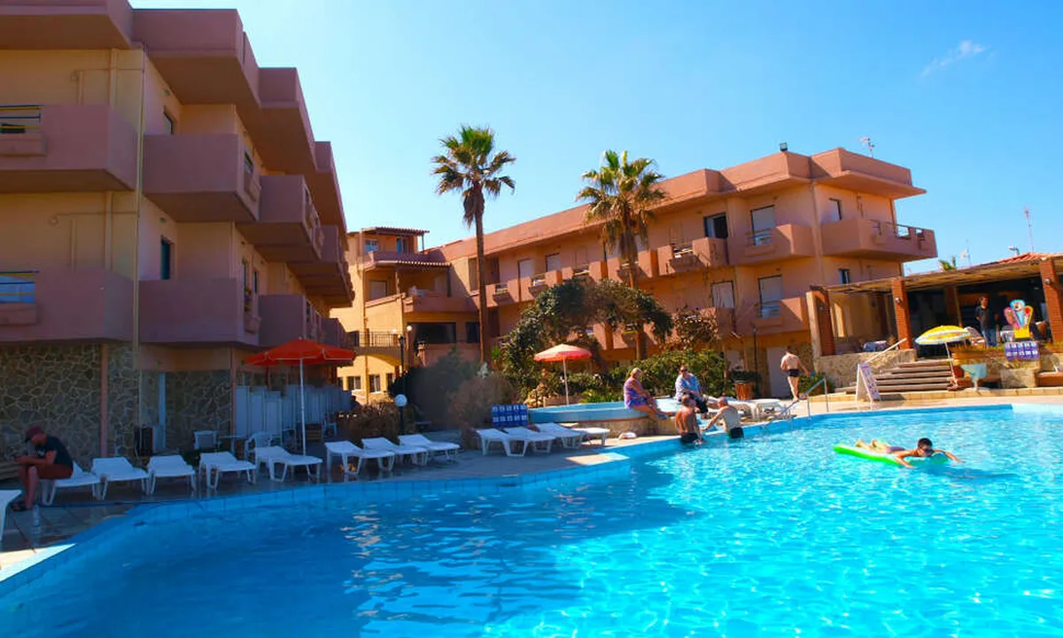 Hotel Haris — hoofdfoto