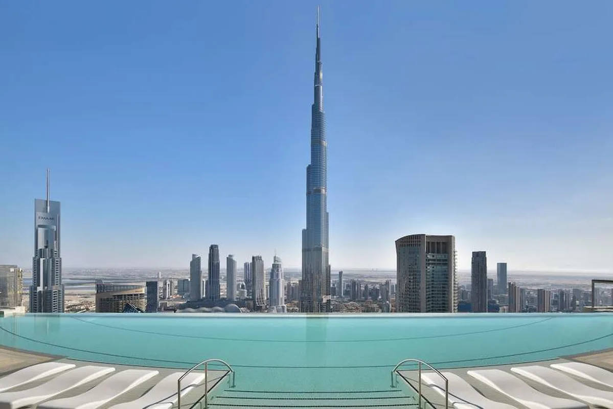 Address Sky View — hoofdfoto