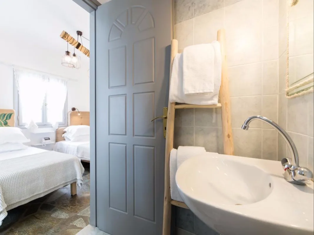Evi Rooms — hoofdfoto