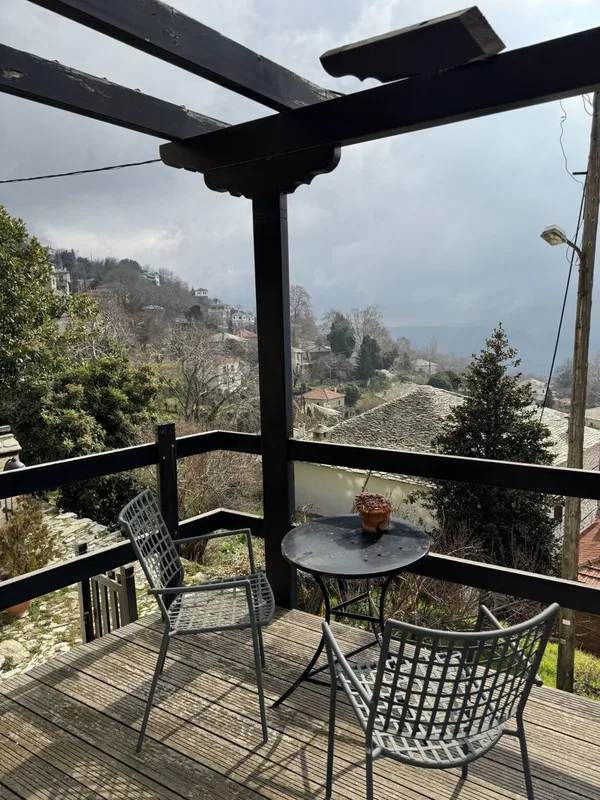 Santikos Mansion, hoofdfoto