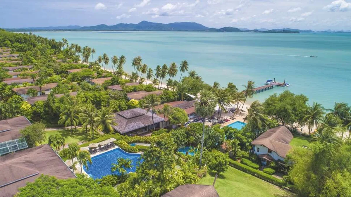 The Village Coconut Island — hoofdfoto