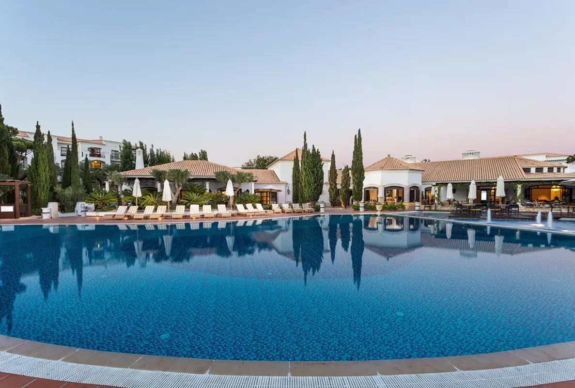 Pine Cliffs Resort — hoofdfoto