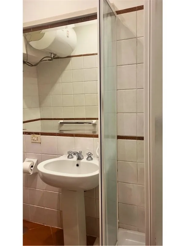 Daisy Apartments, hoofdfoto