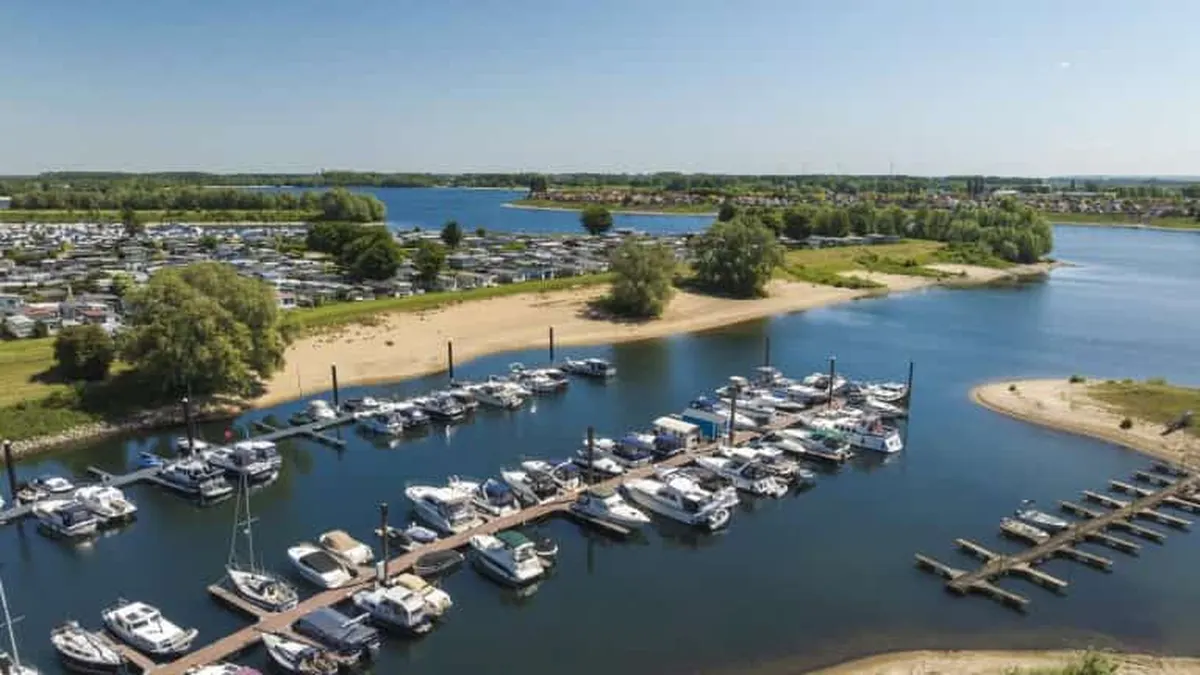 Recreatiepark Rhederlaagse Meren — hoofdfoto