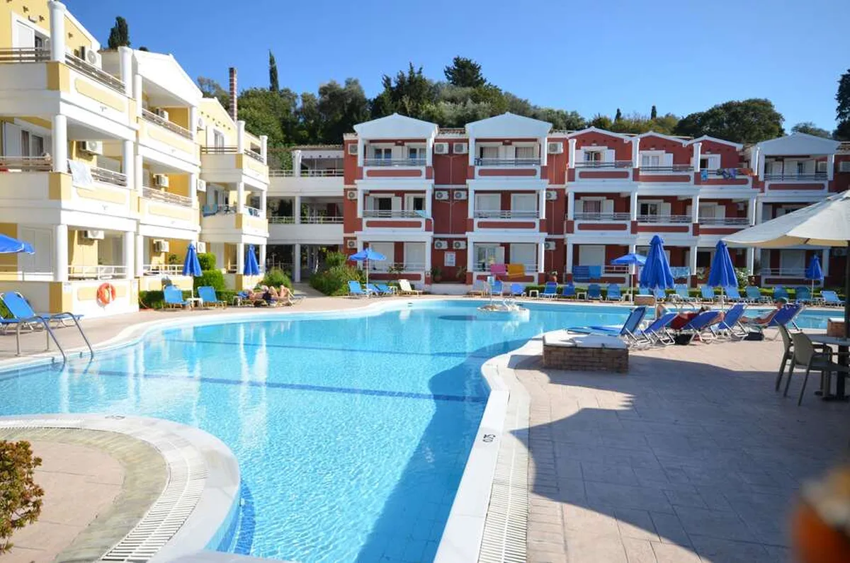 Paradise Hotel Sidari — hoofdfoto